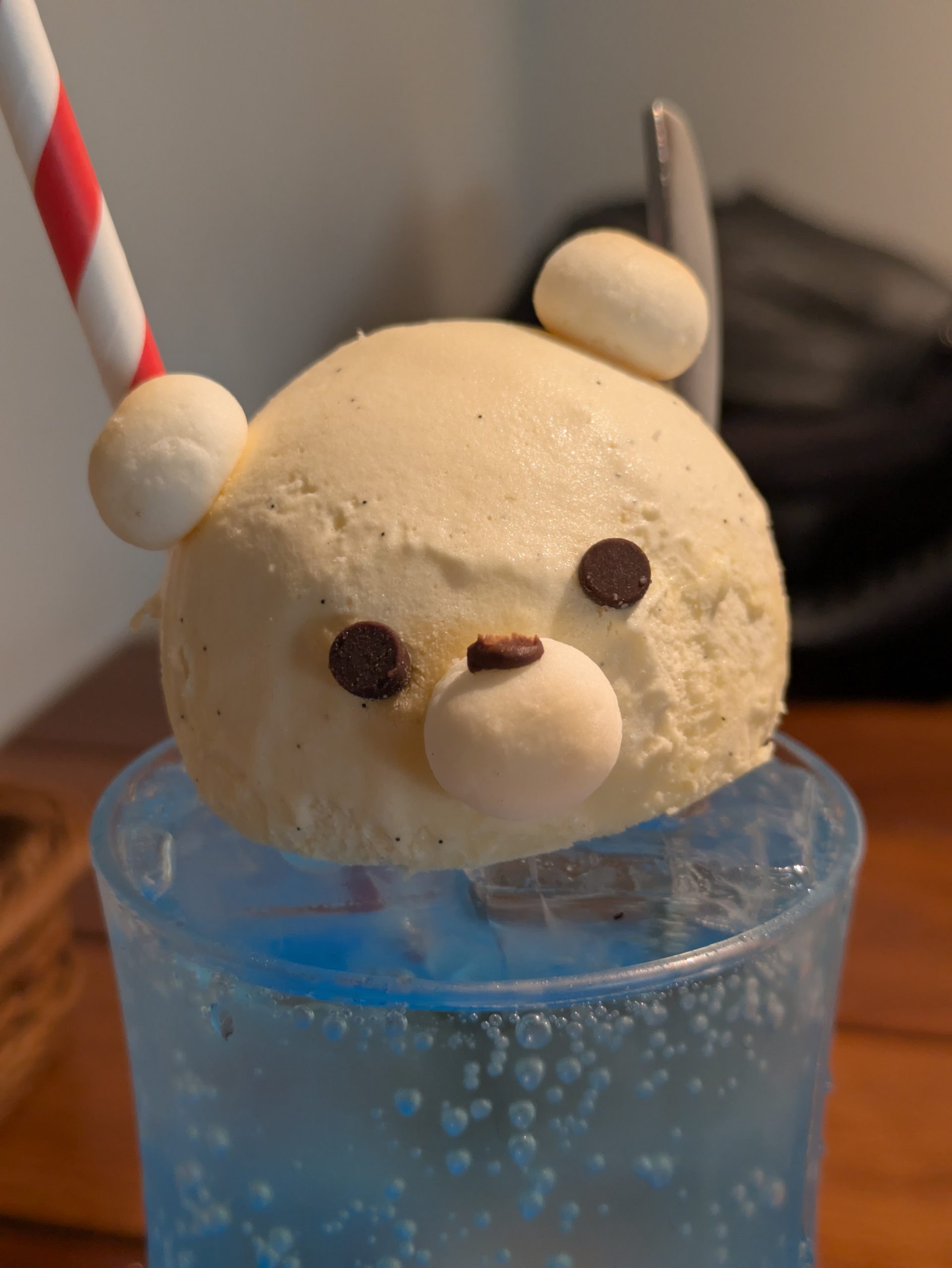 クマさん クリームソーダ
