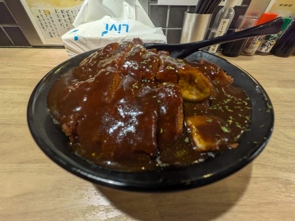 デミグラスソースのカツ丼